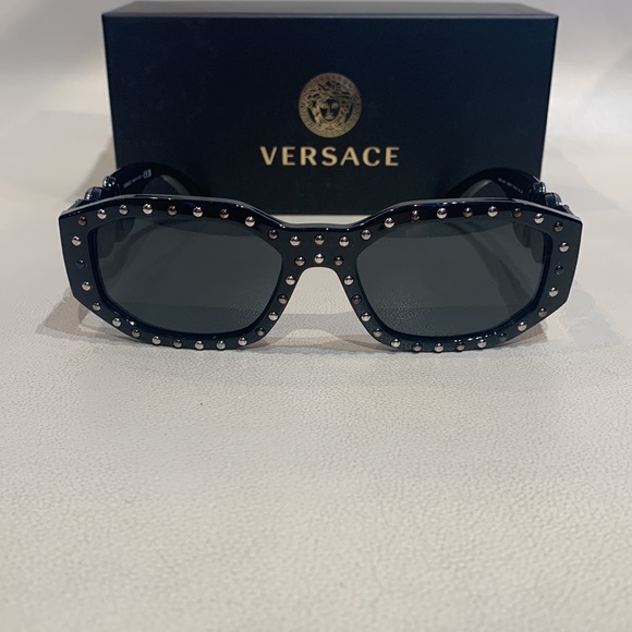 New Authentic Unisex Versace Sunglasses - Picture 14 of 14